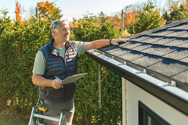Professional Roof Repair technician working in Blandinsville, IL
